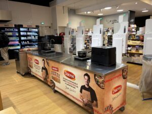 matériel de cuisine professionnel modulable pour démonstrations en magasin