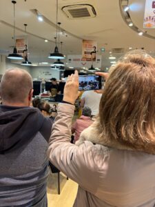Un service supplémentaire aux clients du magasin Monoprix Vaugirard Paris